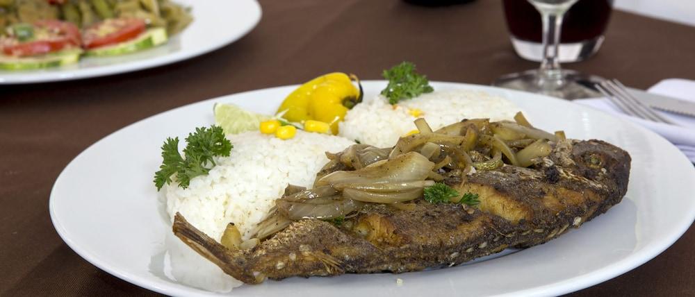 Wakola Hotel Fass Ντακάρ Εξωτερικό φωτογραφία